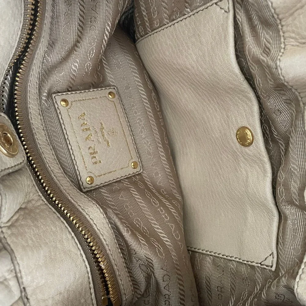 PRADA Shoulder Bag Leather Beige Auth - Picture 11 of 16